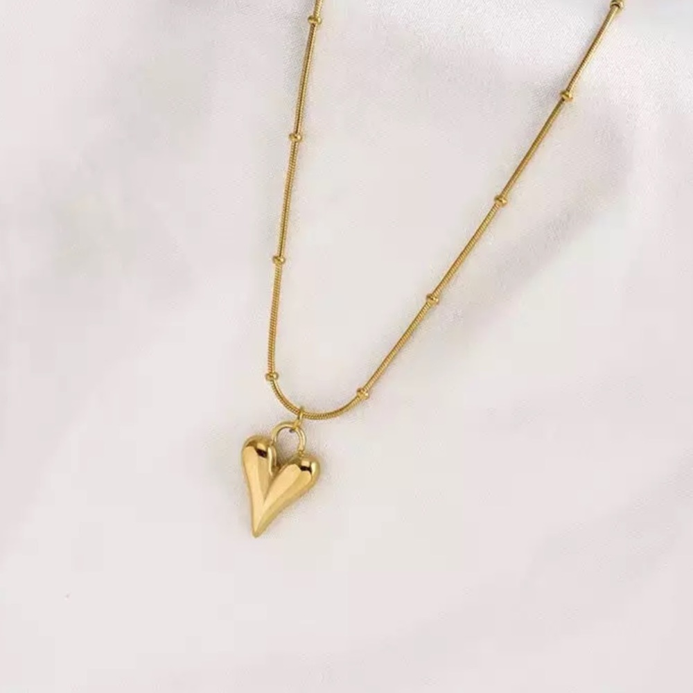 GP Heart Pendant Chain Necklace - Picture 2 of 2